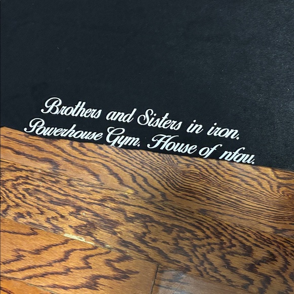 Vintage Darc Sport Powerhouse Gym Distressed Black T Shirt NWT Size: Medium - Picture 4 of 8